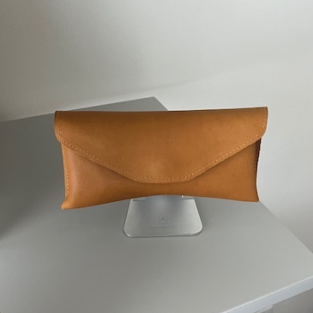 BETTER WAY DESIGNS EYEGLASS CASE GENUINE LEATHER ARTISANAL